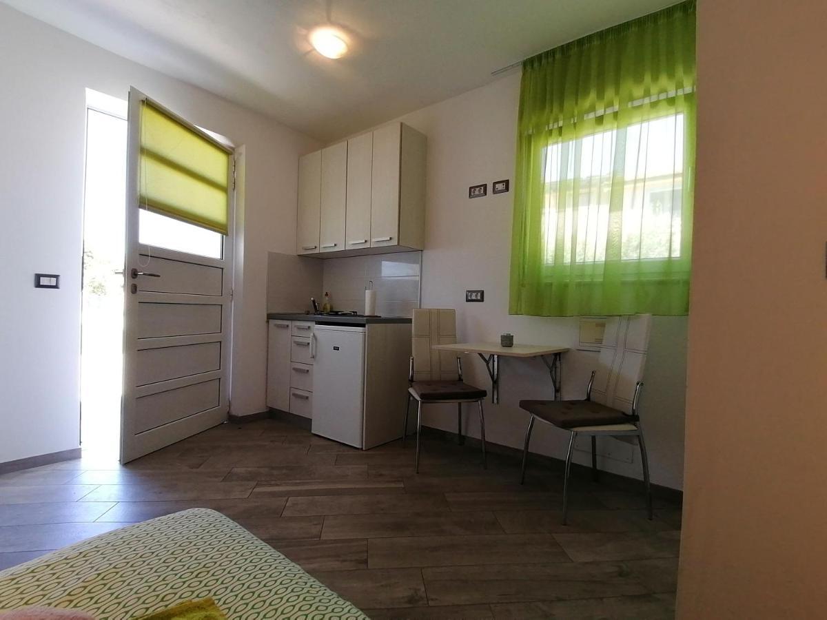 Villanova Apartments Πόρετς Εξωτερικό φωτογραφία
