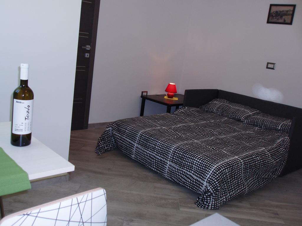 Villanova Apartments Πόρετς Δωμάτιο φωτογραφία