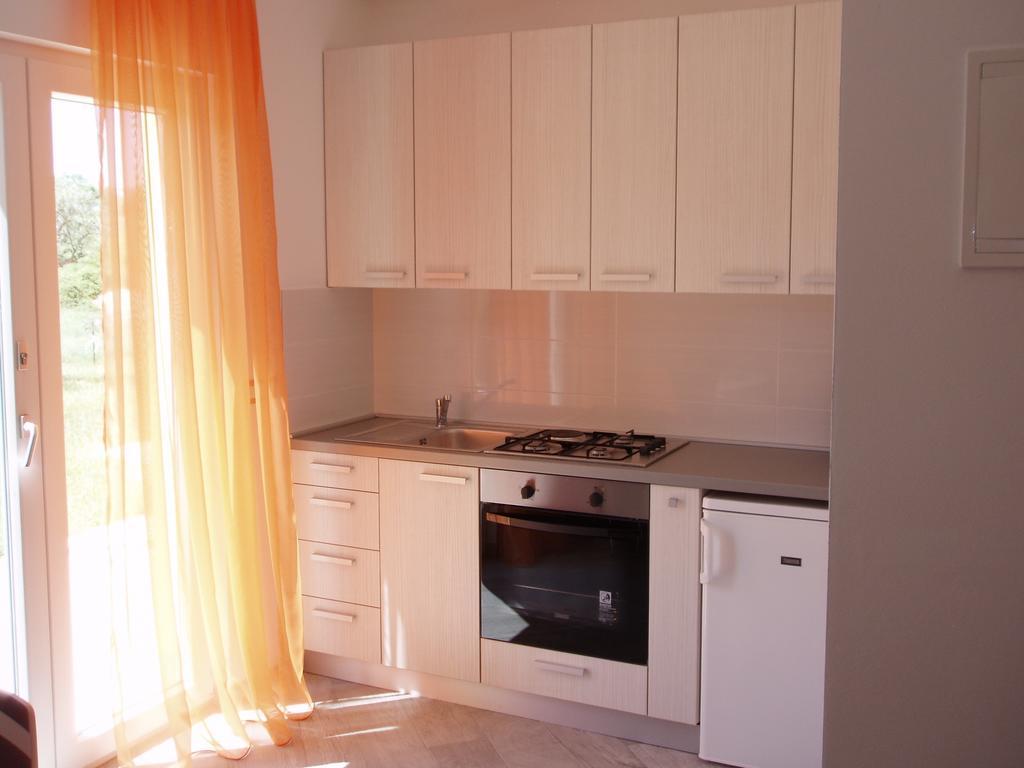 Villanova Apartments Πόρετς Δωμάτιο φωτογραφία