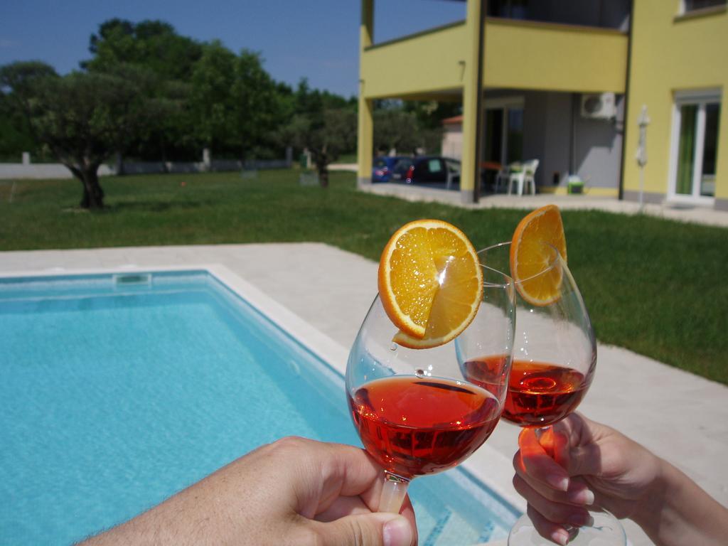 Villanova Apartments Πόρετς Εξωτερικό φωτογραφία